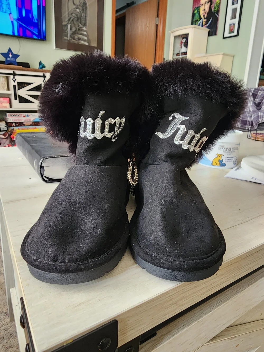 Juicy Couture Black Faux Fur Kids Boots with Rhinestone Laces